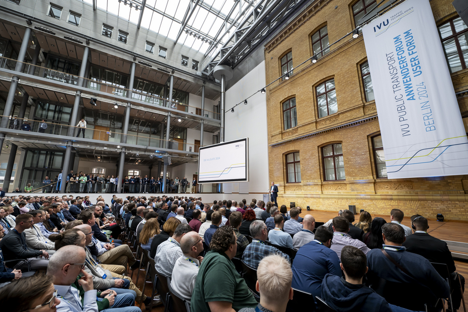 Record de participation au forum des utilisateurs IVU 2024 Accueil au Forum des utilisateurs 2024 à la représentation de Telekom dans la capitale allemande