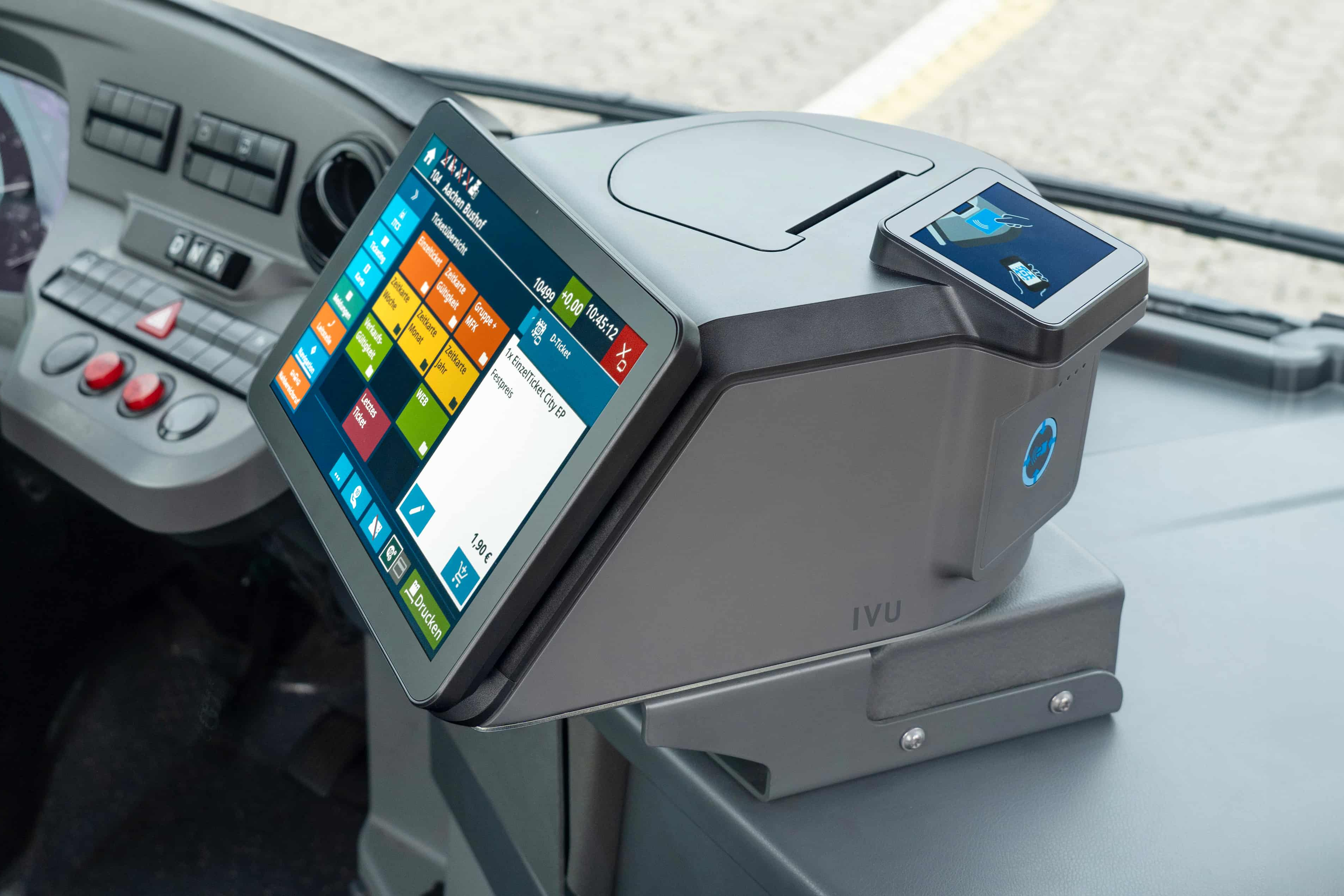 Betriebssteuerung von Bordrechnersoftware – IVU.cockpit