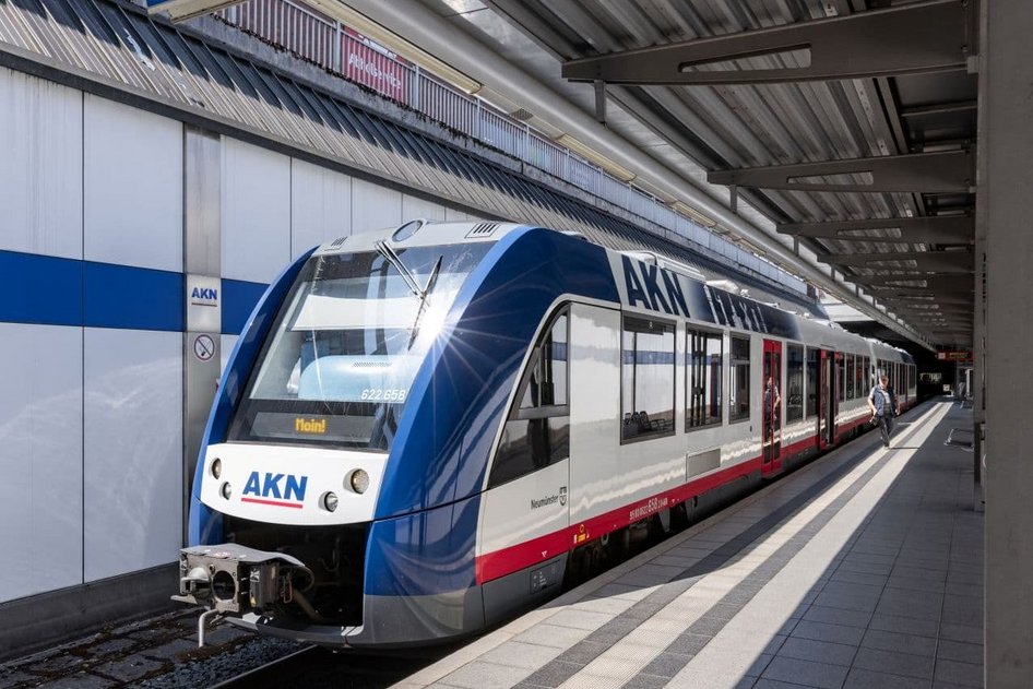 Depuis l'année dernière, l'entreprise bénéficie de la gestion automatique des ressources humaines (APD) ainsi que d'autres solutions informatiques éprouvées pour la planification et la gestion.